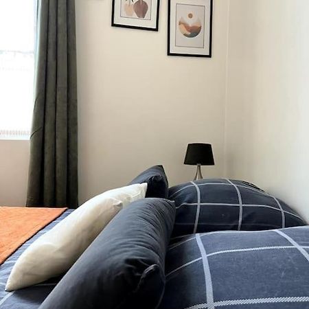 Studio 4 - Cosy Bord De Loire Orléans Dış mekan fotoğraf
